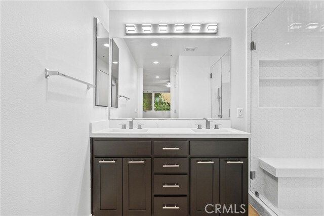 Building Photo - 21301 Erwin St