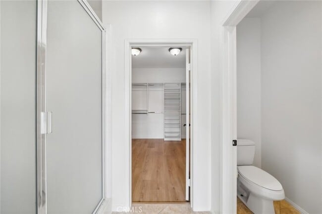 Building Photo - 236 Terra Cotta