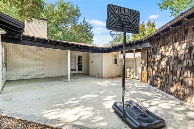 Building Photo - 3527 Vinecrest Dr