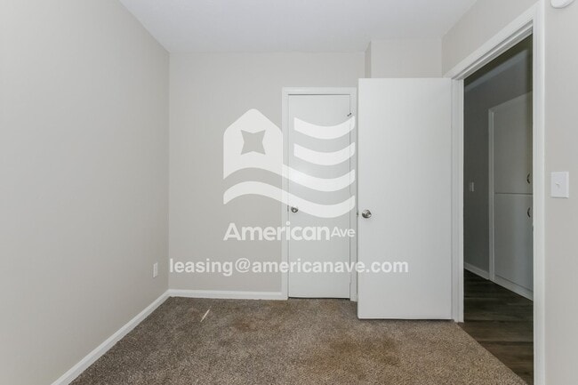 Building Photo - 2332 Watkins Dr