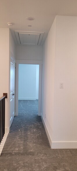 Building Photo - 4541 Lamplights Dr