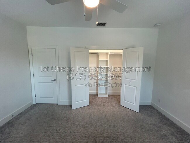 Building Photo - 2117 River E Ln.