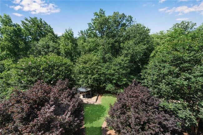 Building Photo - 5861 Yoshino Cherry Ln NE