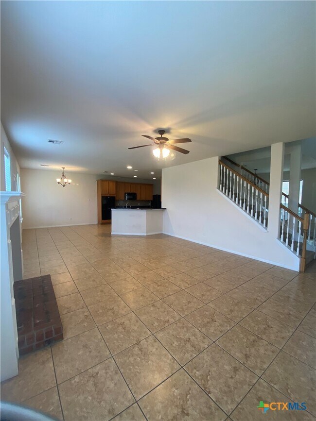 Building Photo - 6111 Graphite Dr