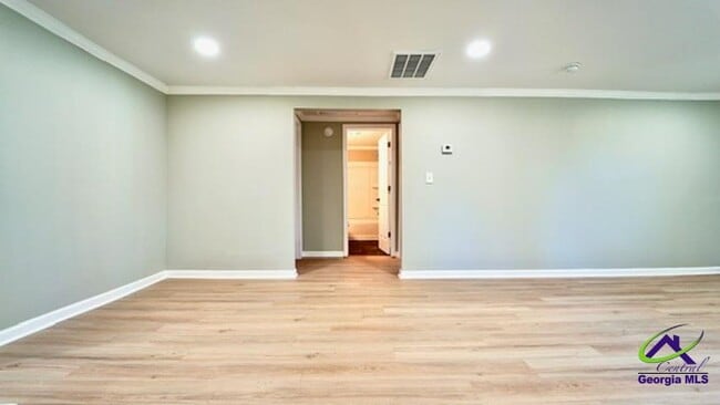 Building Photo - 311 S 2nd St