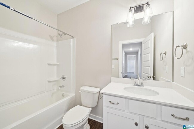 Building Photo - 460 Troubadour Ln