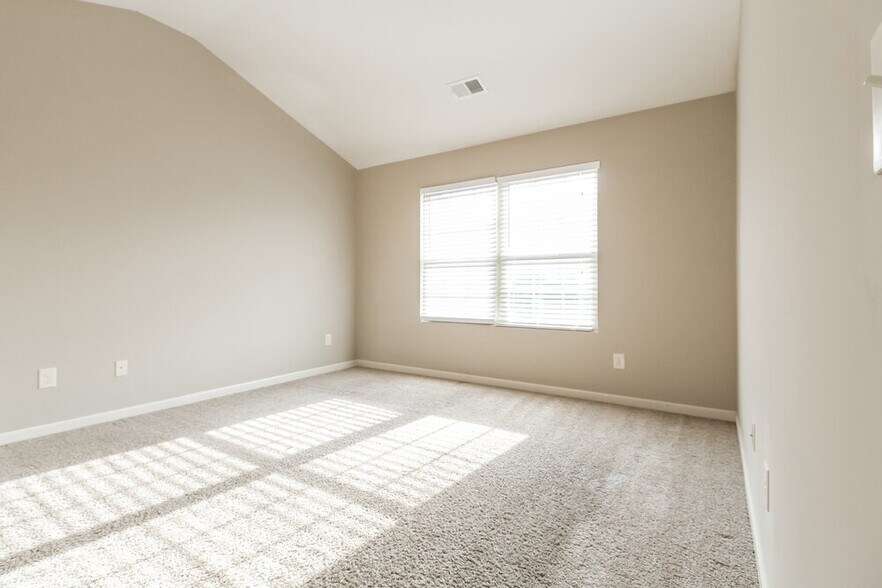 Building Photo - 2077 Juniper Ives Ct SE