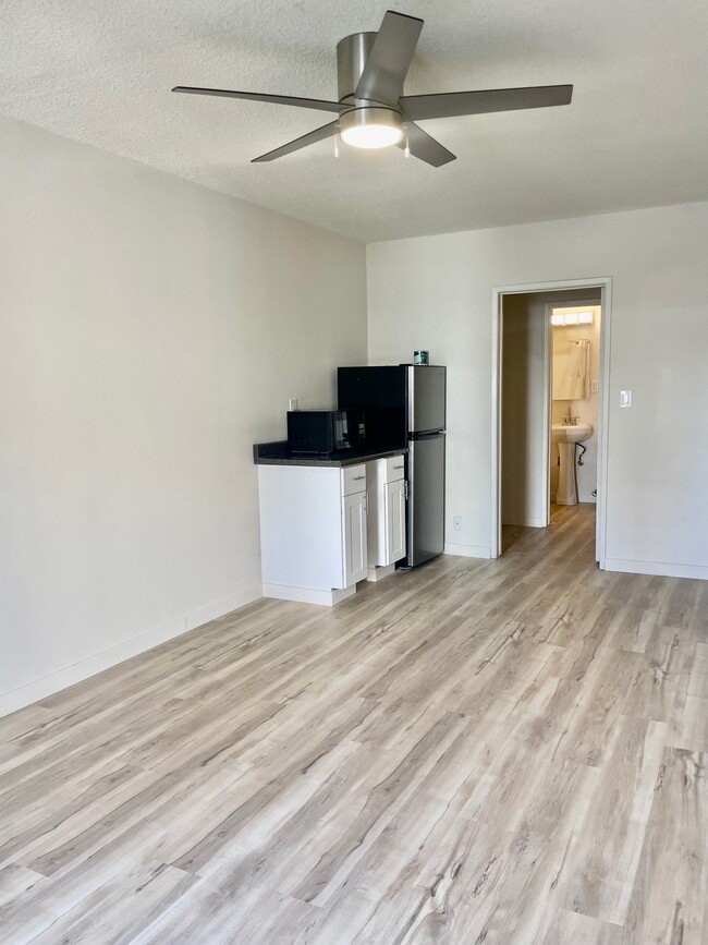 Building Photo - 1661 Sawtelle Blvd