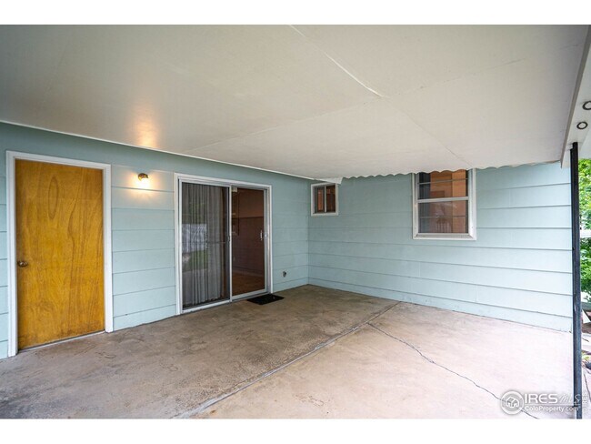 Building Photo - 1033 Briarwood Rd