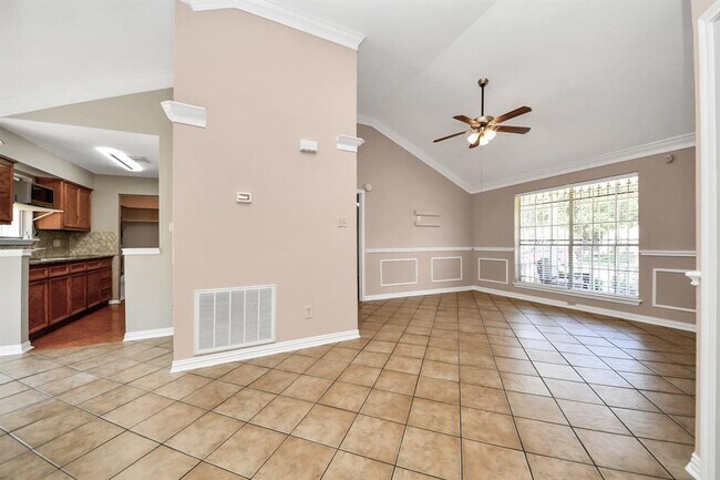 Building Photo - 12922 Grovemill Dr