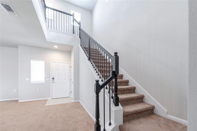 Building Photo - 9705 Morning Iris Dr