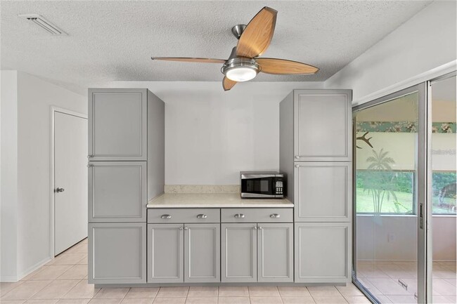 Building Photo - 40319 Orange Cir