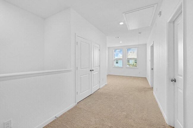 Building Photo - 4027 Balboa Dr