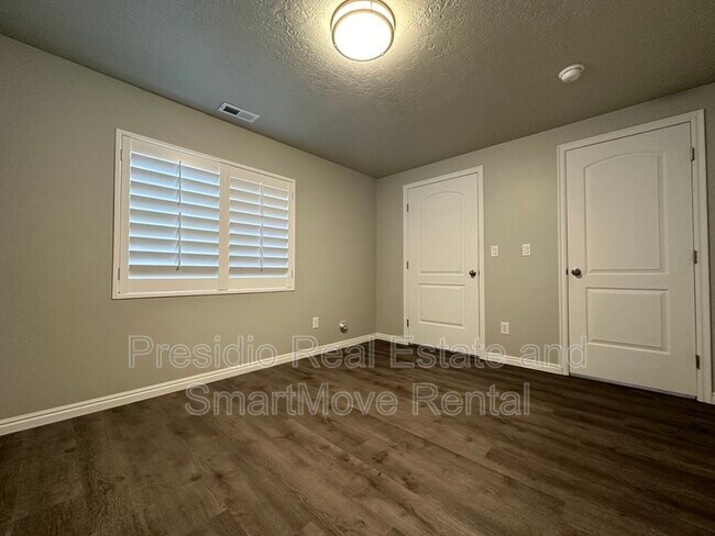 Building Photo - 5911 Cami Dawn Ct