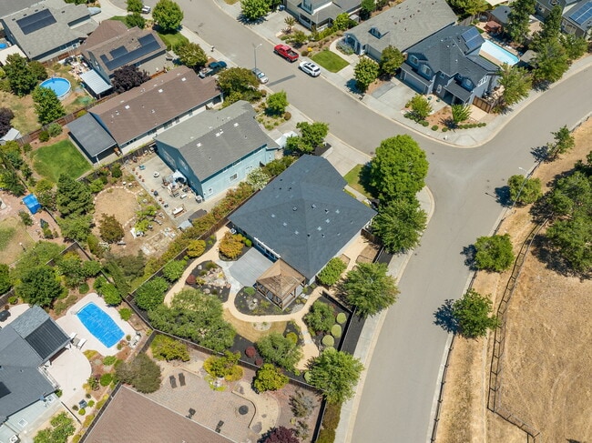 Building Photo - 300 Homewood Ct