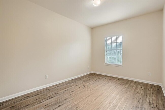 Building Photo - 137 Bufflehead Ln