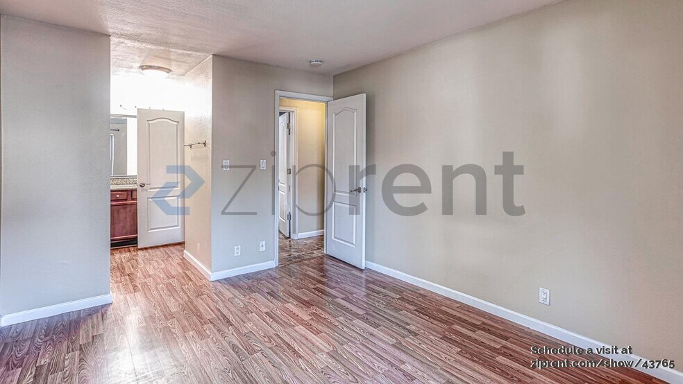 Building Photo - 476 Dempsey Rd