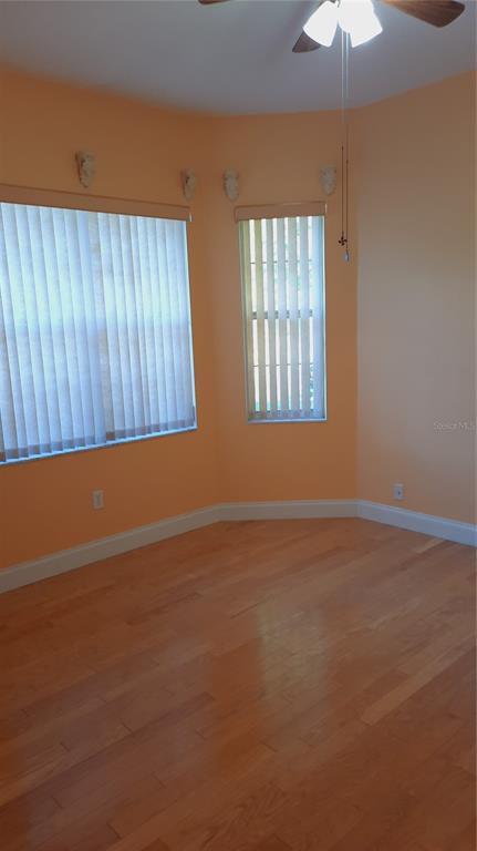 Building Photo - 58 Burning Bush Dr