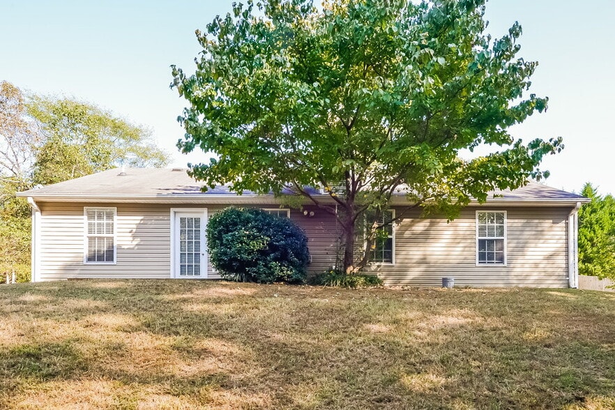 Building Photo - 1304 Violet Ln