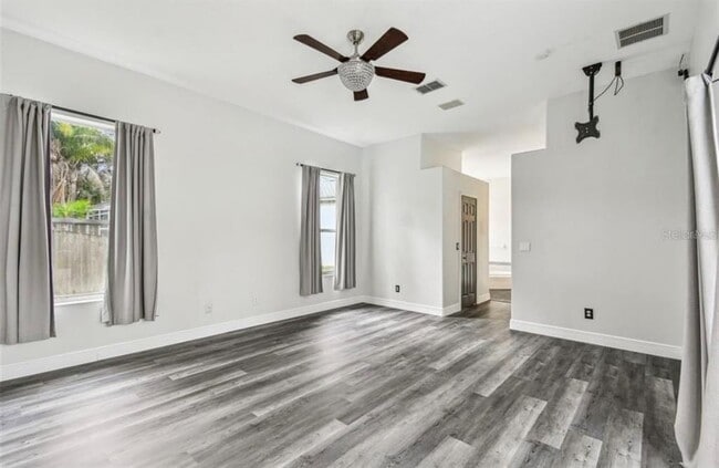 Building Photo - 16003 Ridley Pl