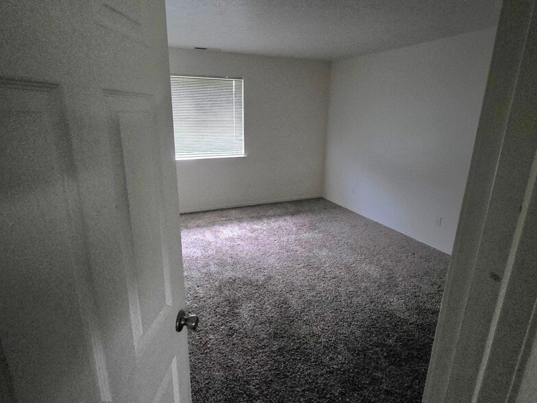 Building Photo - 1610 SE Cortland Ave