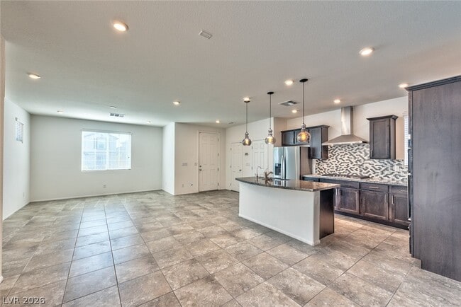 Building Photo - 10640 Sariah Skye Ave