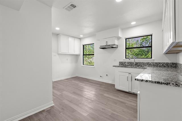 Building Photo - 1706 Dorothy Dr