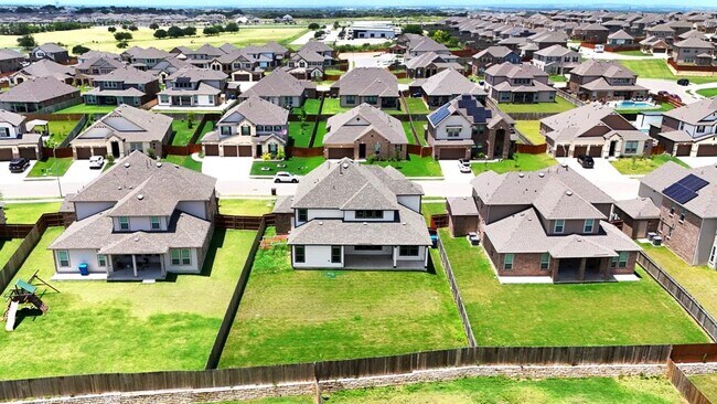 Building Photo - 4729 San Rufo Dr