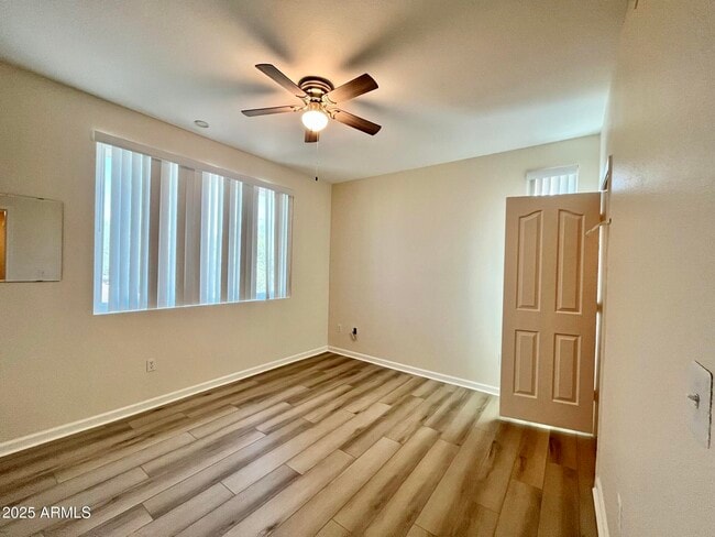 Building Photo - 16013 S Desert Foothills Pkwy