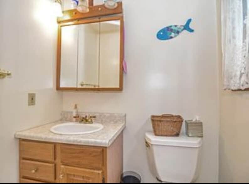 Building Photo - 393 Kelley Blvd