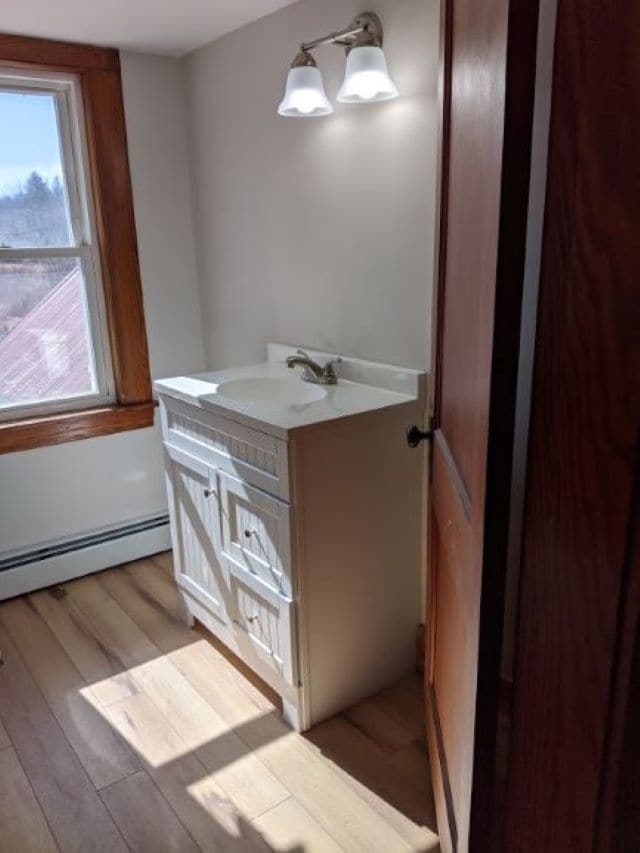 Building Photo - 47 W Main St