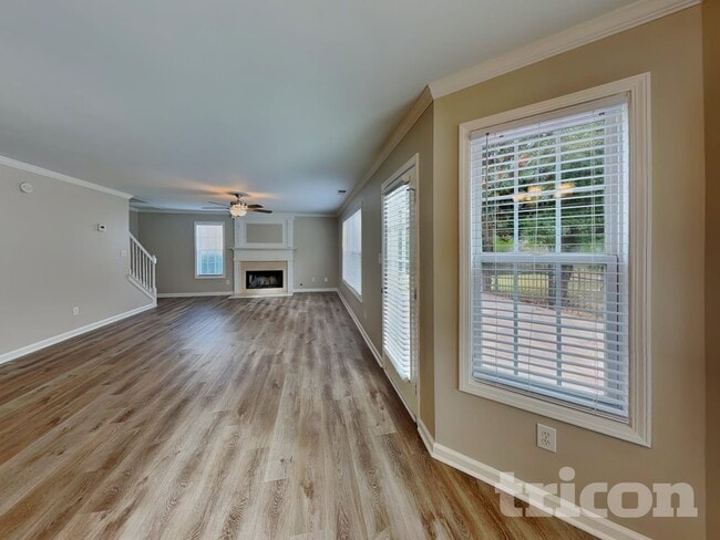 Building Photo - 9260 Carnes Estates Dr