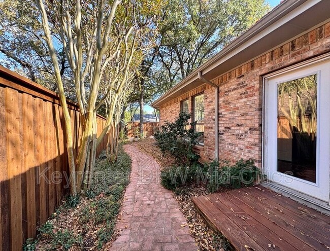 Building Photo - 2908 Old Mill Run