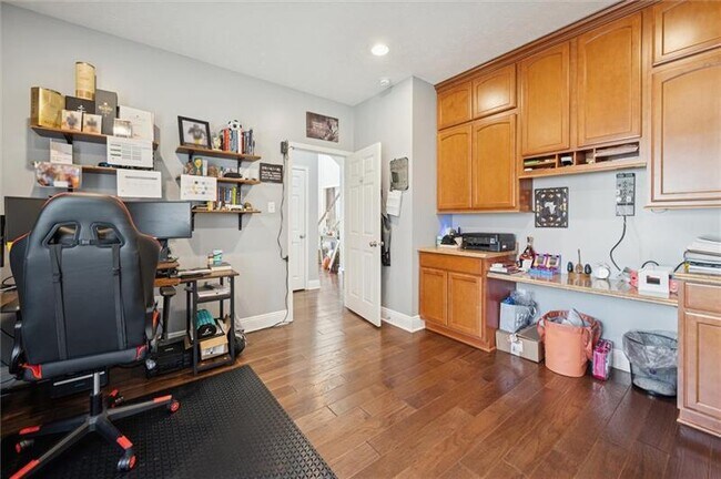 Building Photo - 1005 Autumn Woods Dr