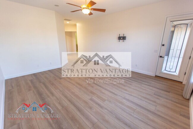 Building Photo - 13458 W Coronado Rd