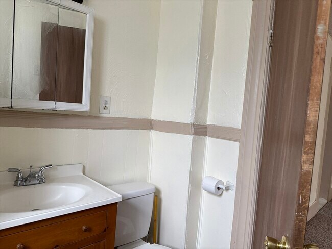 Building Photo - 125 High St