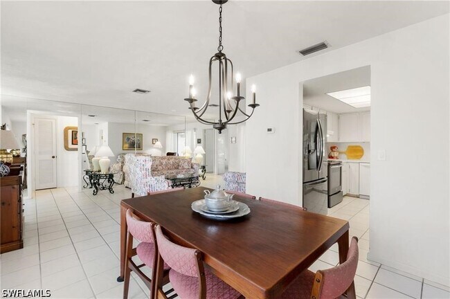 Building Photo - 751 Orchid Ct