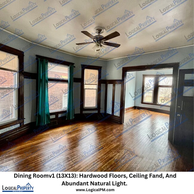 Building Photo - Midtown Area 3/1 HUGE BRICK Upper Flat w/B...