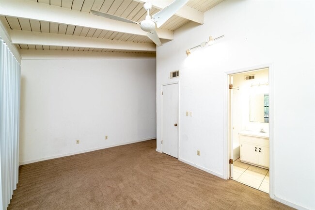 Building Photo - 1349 Rumba Ln