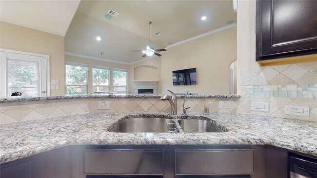 Building Photo - 28511 Pleasant Forest Dr