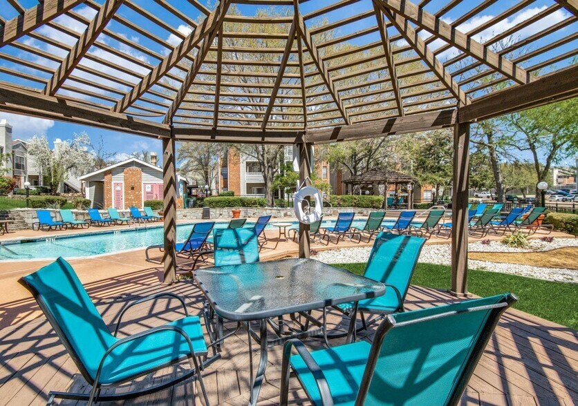 Foxborough Apartments 1400 Esters Rd Irving TX 75061 Apartment Finder