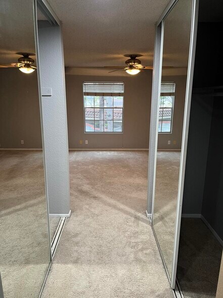 Building Photo - 10808 Aderman Ave