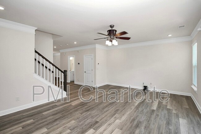 Building Photo - 10436 Glenmere Crk Cir