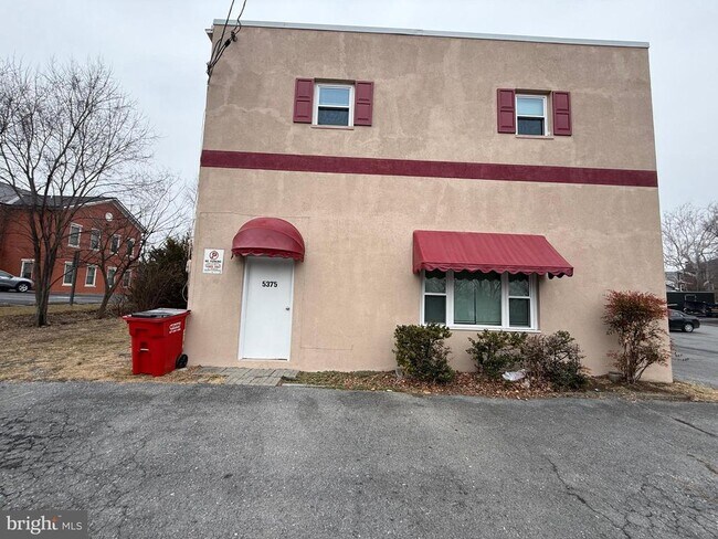 Building Photo - 5375 Mulberry St