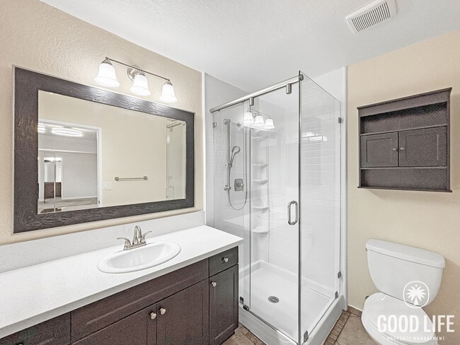 Building Photo - Beautiful 2BD/2BA Condo in El Cajon W/ A/C, W/D, Covered Back Patio, & Community Pool!