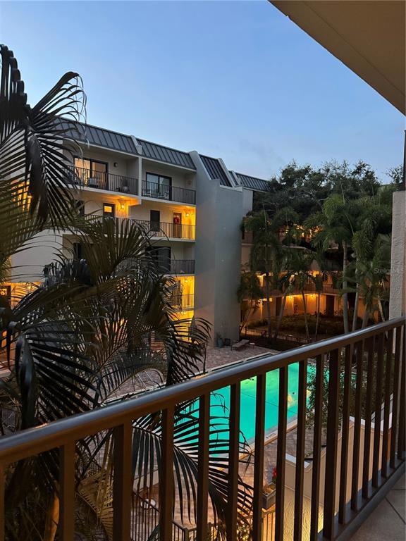 Building Photo - 105 4th Ave NE