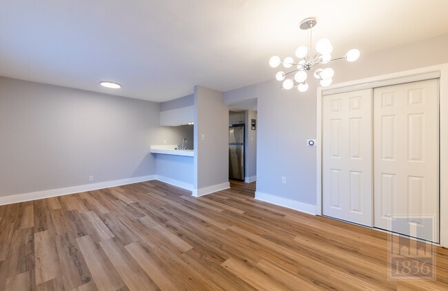 Building Photo - 7801 Shoal Creek Blvd