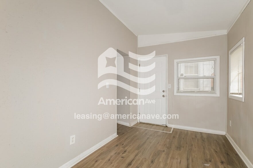 Building Photo - 4610 Alaska Ave