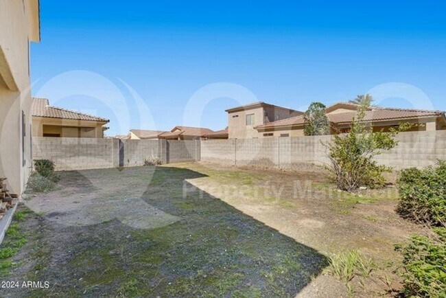 Building Photo - 12204 W Ocotillo Ln