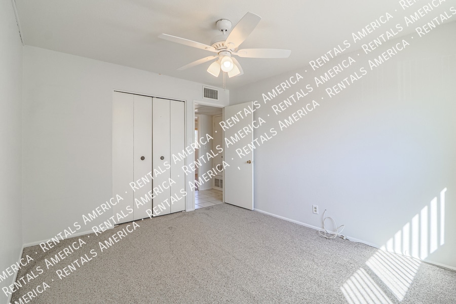 Building Photo - 1314 N 70th St